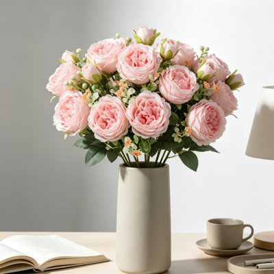 Bouquet de 4 pivoines artificielles, fausses pivoines avec boutons, idéal pour décorer une table de mariage ou un arrangement floral champêtre.