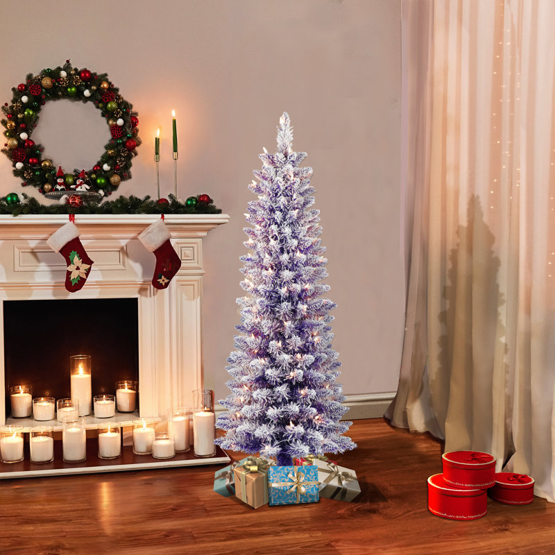 4.5' Lighted Christmas Tree