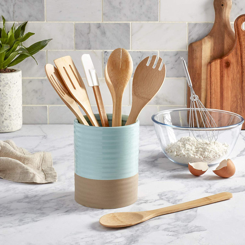 Basic Essentials White Serveware 8 Balloon Whisk, Mint
