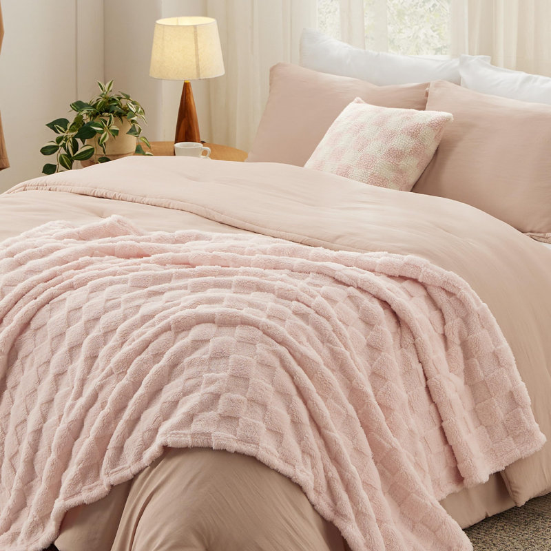 Bedsure Boho Comforter Set With Plaid Throw Blanket And Decorative Pillow, Pink Plaid, Full Comforter + 4 Additional Pieces