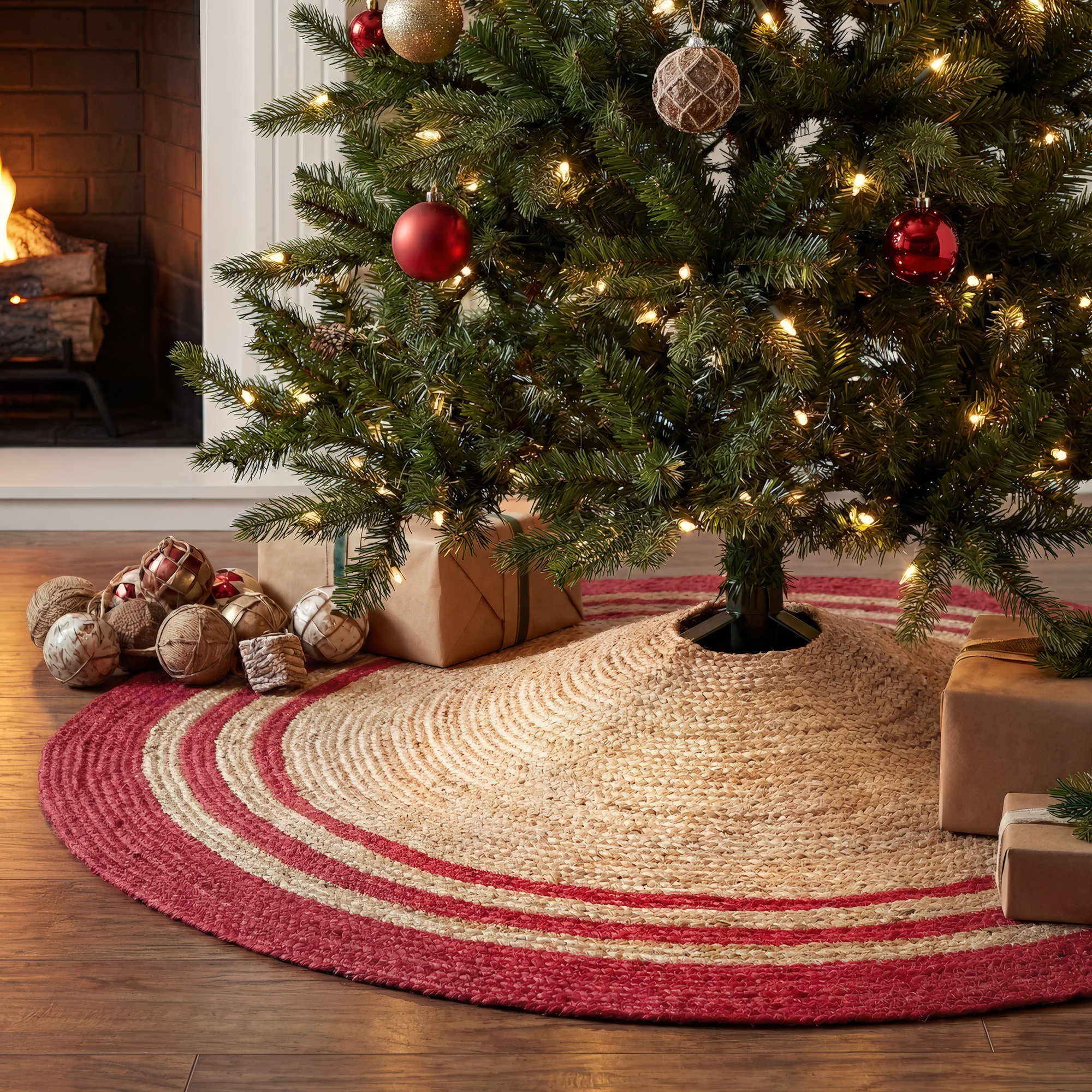 Burlap Tree Skirt, Beige/Red, Round 5'1"