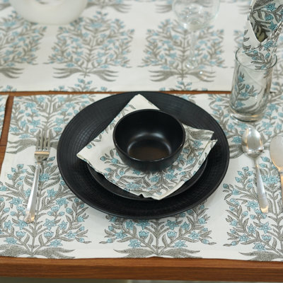 Napperons durables de 13 x 19 po Fab divine - résistant à la chaleur et à l'eau pour une utilisation quotidienne, Vrindavan, bleu