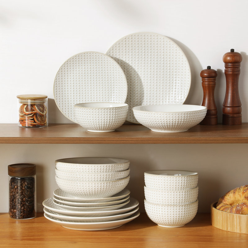 16 Piece Stoneware Dinnerware Set - Service for 4, White