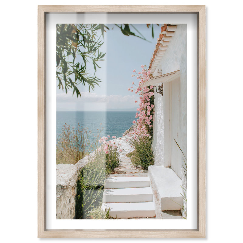«Rosebay Hideaway I Shadowbox Print Travel Art Prints» par Notoriart, H 55 po x l 37 po, Crème, crème