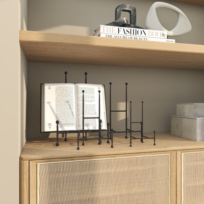 Kodi Metal Display Black Easel with Ball Details Set