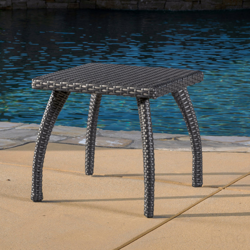 Table d'appoint, Gris