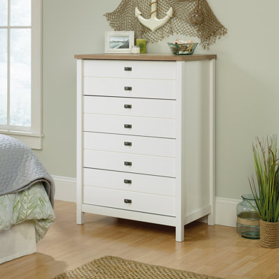 Mukilteo 32.44'' W 4 - Drawer Dresser