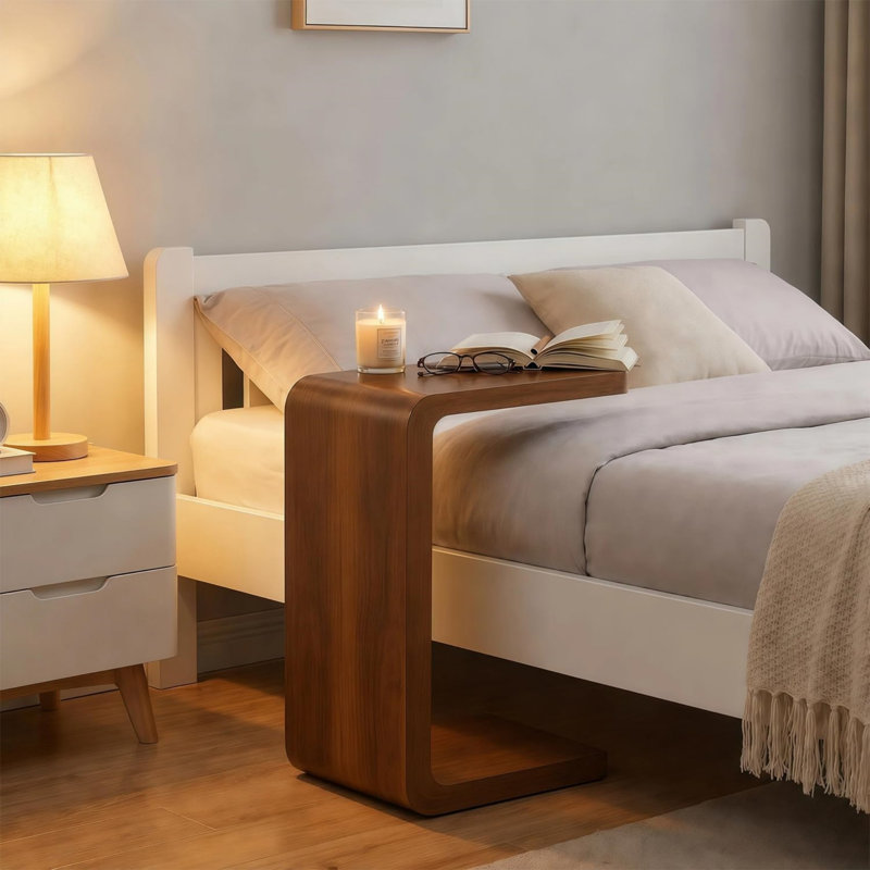 Table d'appoint en forme de C, table basse convertible de 13,77 po, table d'appoint pour ordinateur portable en bois d'hévéa noyer avec bords arrondis, table de canapé moderne 2-en-1 pour le salon et la chambre à coucher