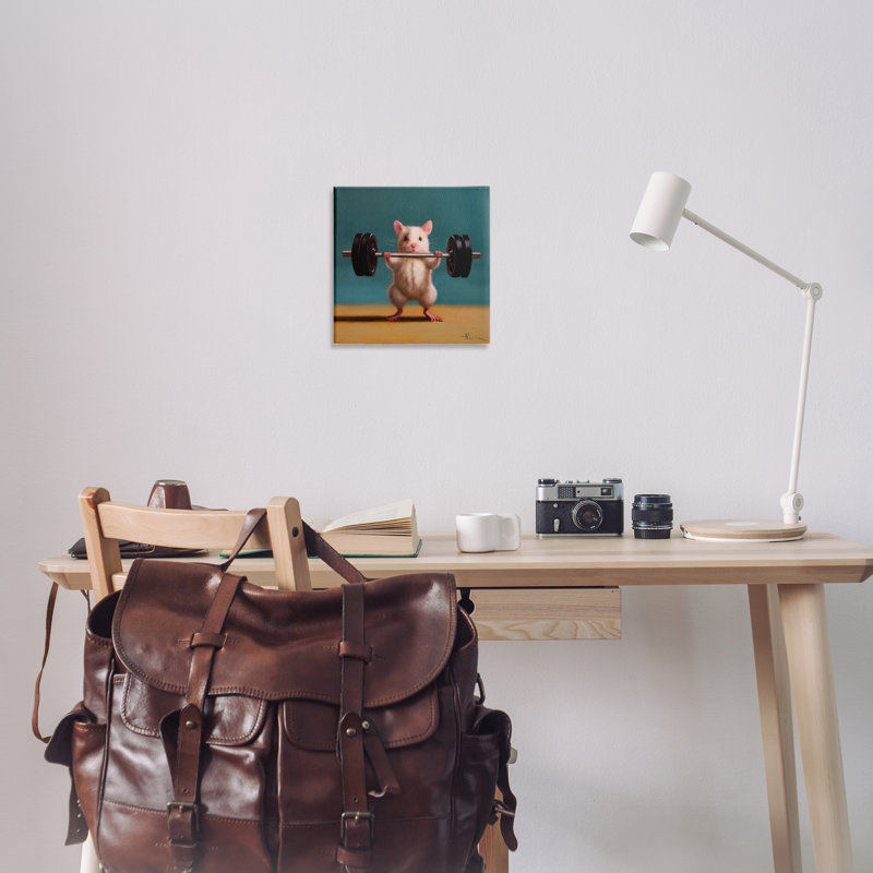 «Power Lifting Mouse» par Lucia Heffernan, H 17 po x l 17 po