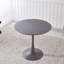 Table tulipe ronde Mid-Century - plateau gris 31,5 po, piédestal en métal pour 2 à 4 personnes-1416761405-1416761347