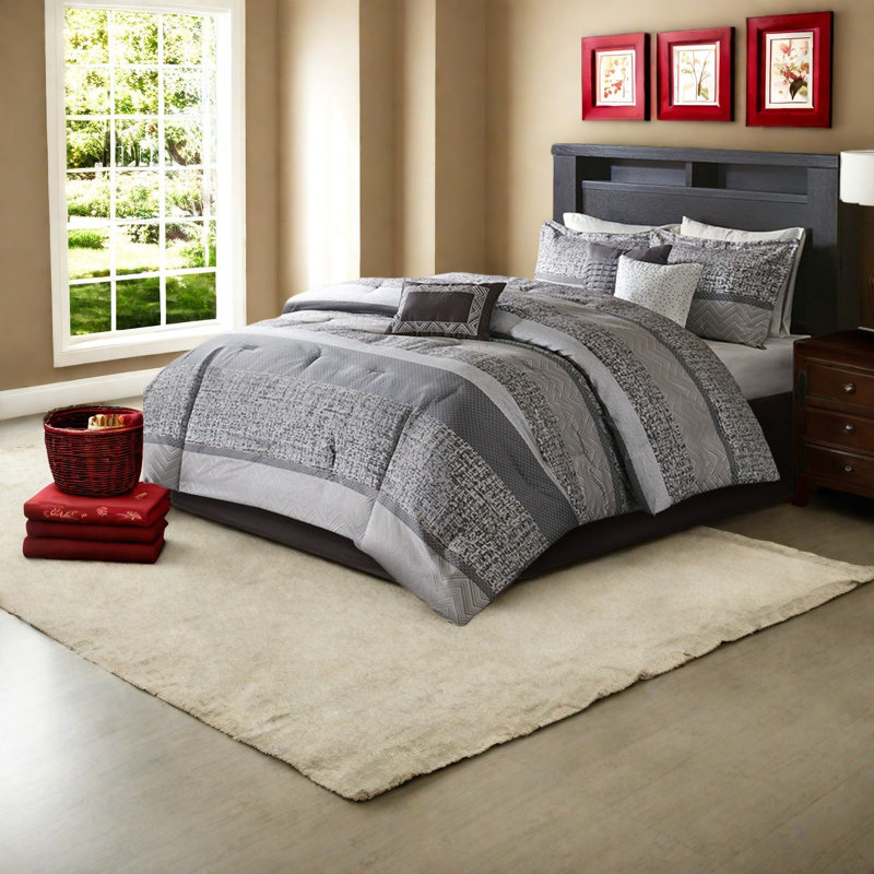 Luxurious 7-piece Jacquard Bedding Sets, Polyester, Transitional Style For Home