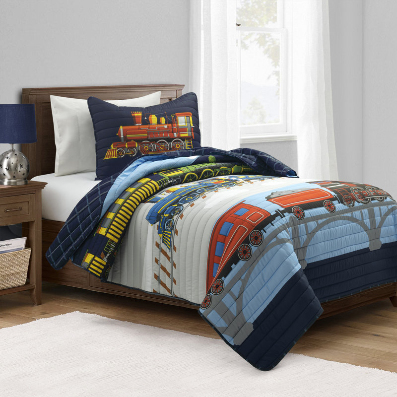 Lush Decor Steam Trains Reversible Quilt Set, Twin Quilt + 1 Standard Pillowcase