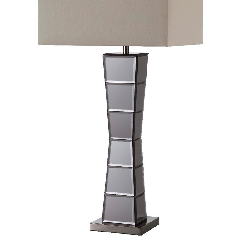 Lampe tour élégante pour maisons modernes