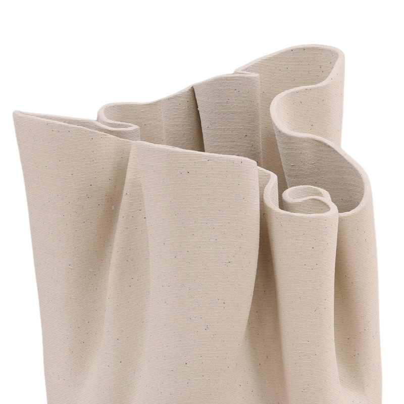 Vase Aurea ivoire, H 19,5 po x l 11,5 po x P 11,5 po