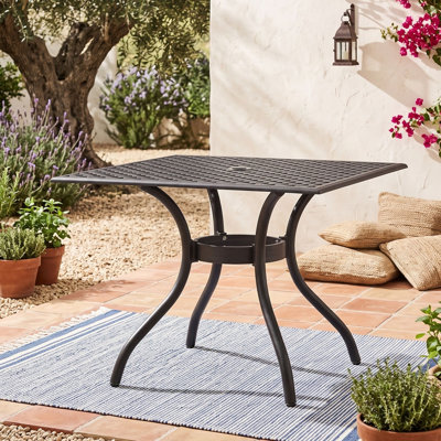 Table de salle à manger carrée