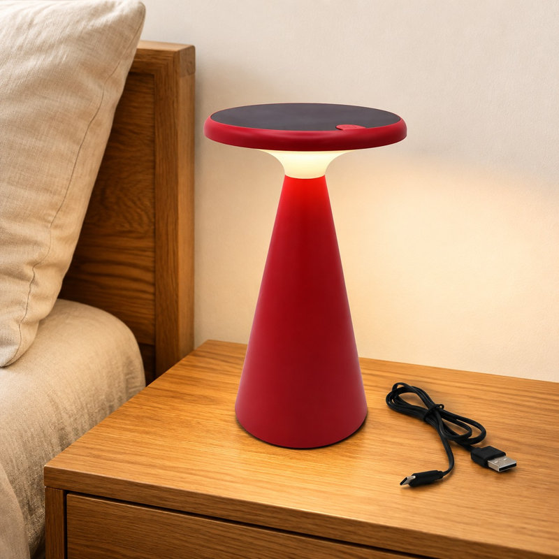 Lampe solaire rouge en forme de champignon offrant une gradation continue et une autonomie de 45 heures