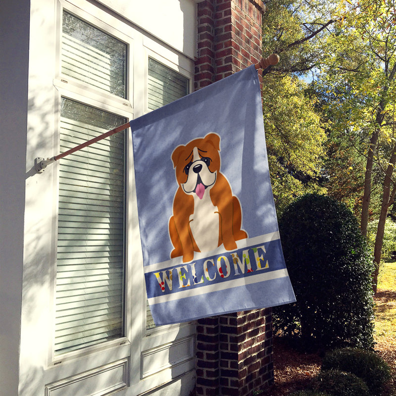 Polyester 2 côtés 40 x 28 po welcome drapeau maison, Bouledogue anglais roux / blanc assis