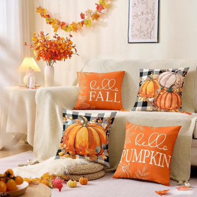 Décoration d'automne pour la maison, ensemble de 4 housses de coussin 50x50 cm, style rustique, à carreaux orange, pour intérieur et extérieur. Housse de coussin en lin « Hello Pumpkin » pour canapé, fauteuil ou chambre.