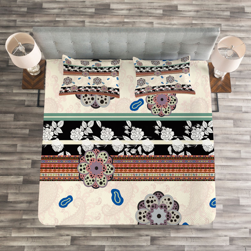 No Pattern Bedspread with Pillow Shams, 220 x 264 cm
