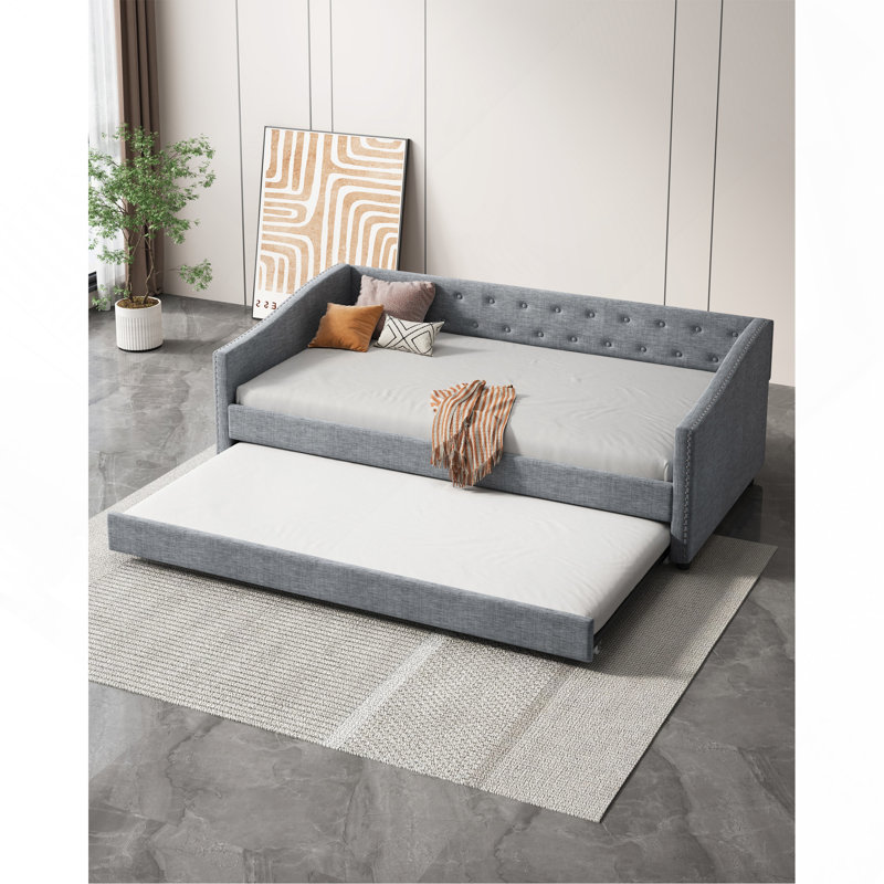 Lit de jour simple avec canapé-lit rembourré capitonné de taille simple, avec bouton sur le dos et clou en cuivre sur les bras ondulés - gris clair