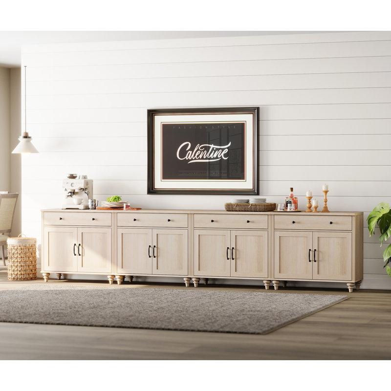 Buffet 135,4 po Scarlett, chêne clair Scarlett, Beige