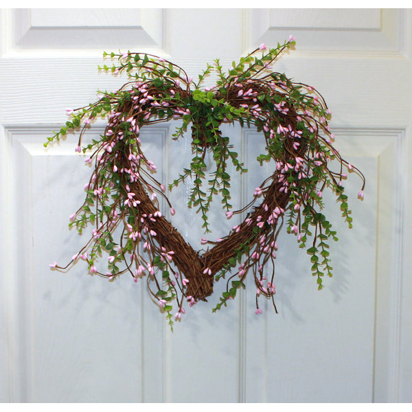 Berry Heart 8 Twig Wreath Primrue Wreath Color: Pink