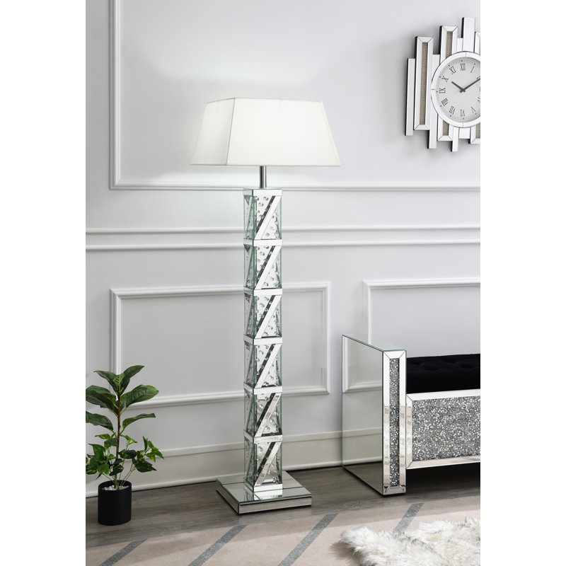 Lampe sur pied