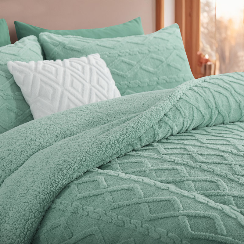 Sherpa Fleece Comforter, Reversible Flannel Blanket, 3D Jacquard Design, Green, Twin Comforter