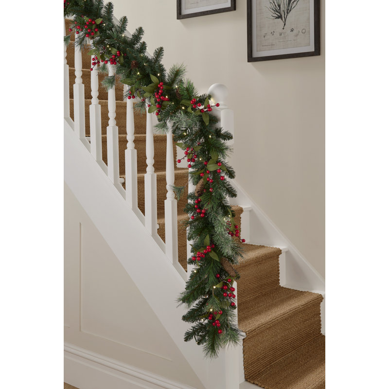 BRUSHED BERRY - 6ft Garland with 100 Warm White Lights