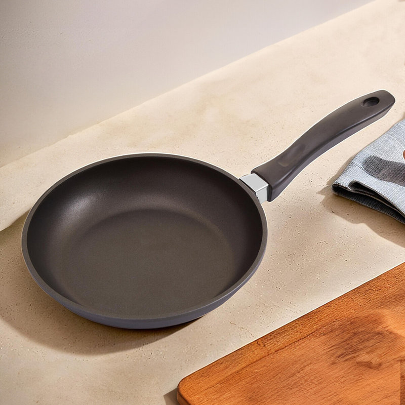 Aluminum Non-Stick Frying Pan, 9cm H x 45cm W x 24cm D