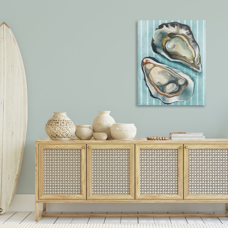 "Oysters on Blue Stripes", art mural sur toile par Daphne Polselli bp-910_CN, H 40 po x l 30 po