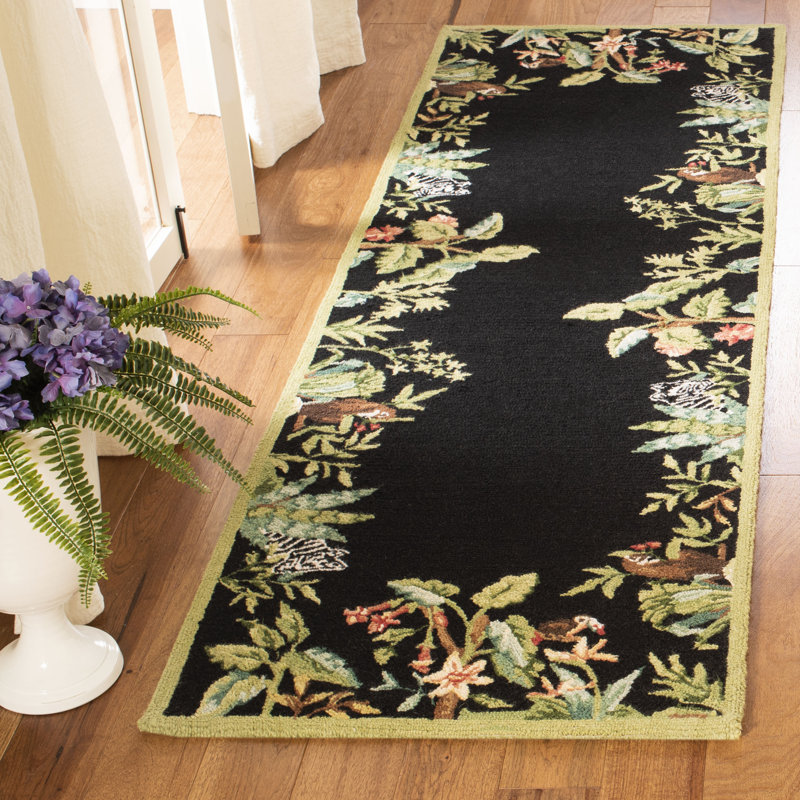 Tapis noir / vert en laine crocheté à la main à motif floral Hogle, Tapis de couloir 2 pi 6 po x 10 pi