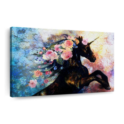 Licorne noire à motif floral