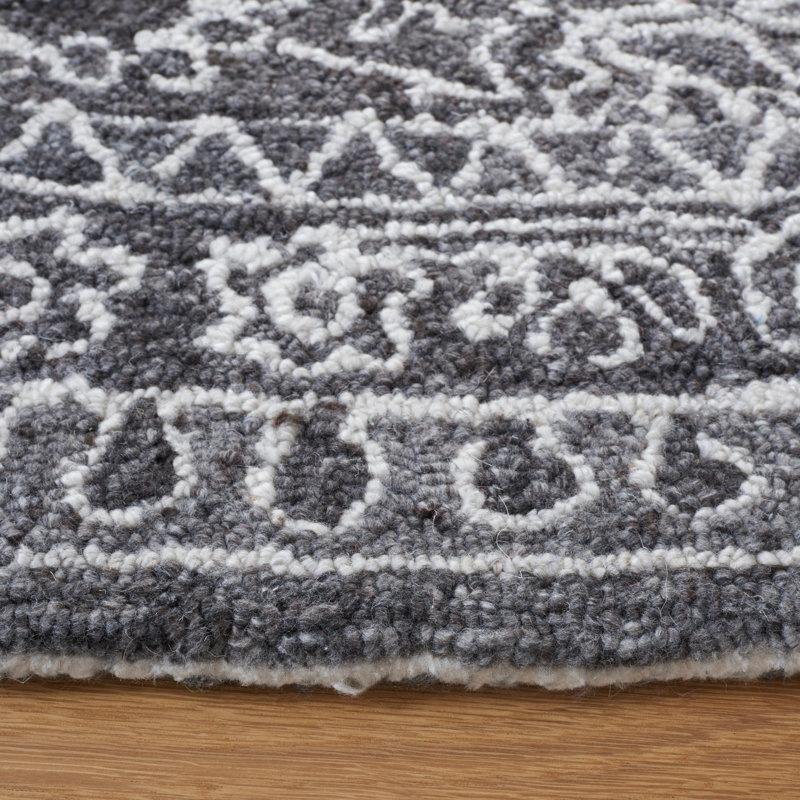 Espana Hand Tufted Performance Oriental Rug, Runner 2'6" x 8'