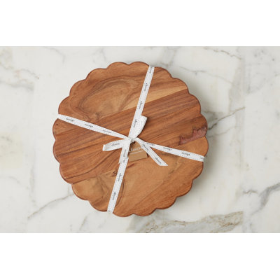 Scalloped Trivet Riser, Large Round, Natural