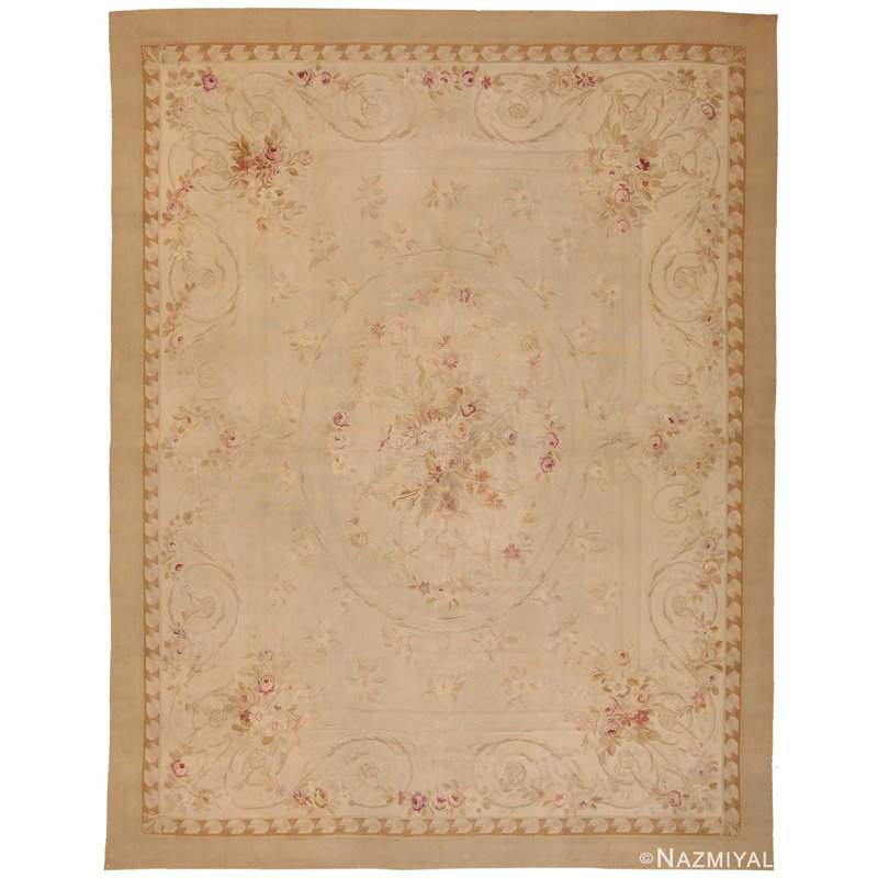 Tapis antique français ivoire Aubusson