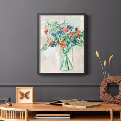 Painterly Soft Bouquet II, reproduction encadrée - bois massif