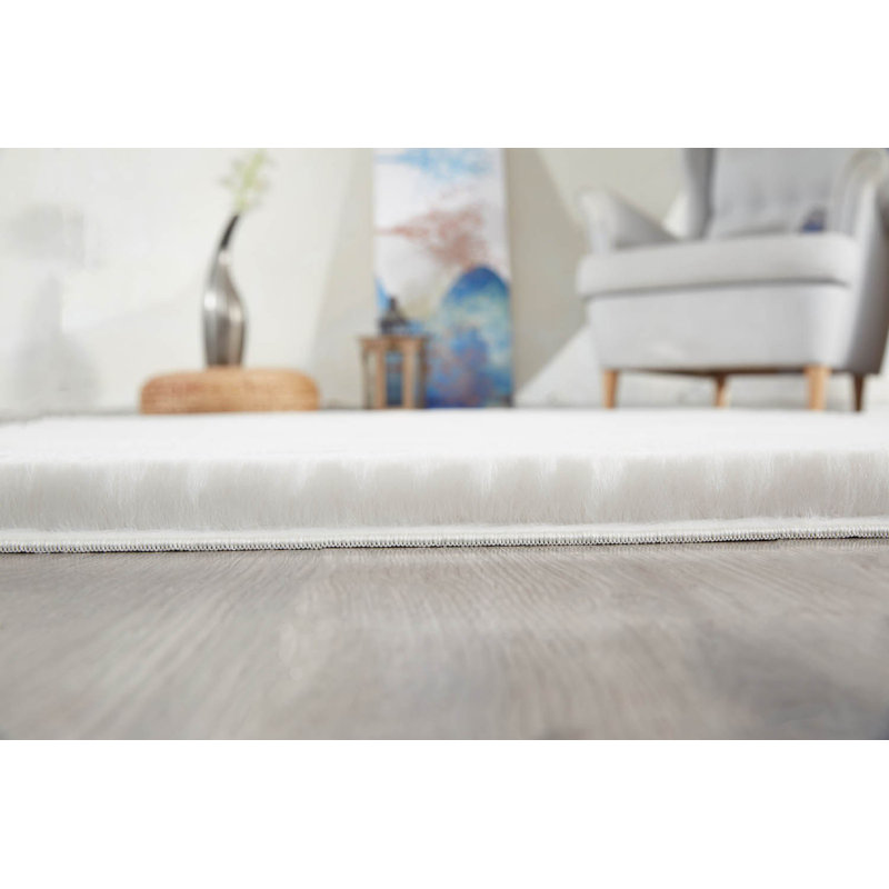 Elegant White Polyester Area Rug, 31.5 x 47.2 inches | 100% Durable Polyester, Vacuum Friendly | Perfect for Living Room, Bedroom & Office Decor, Soft Touch, Non-Machine Washable, Stylish & Versatile Design