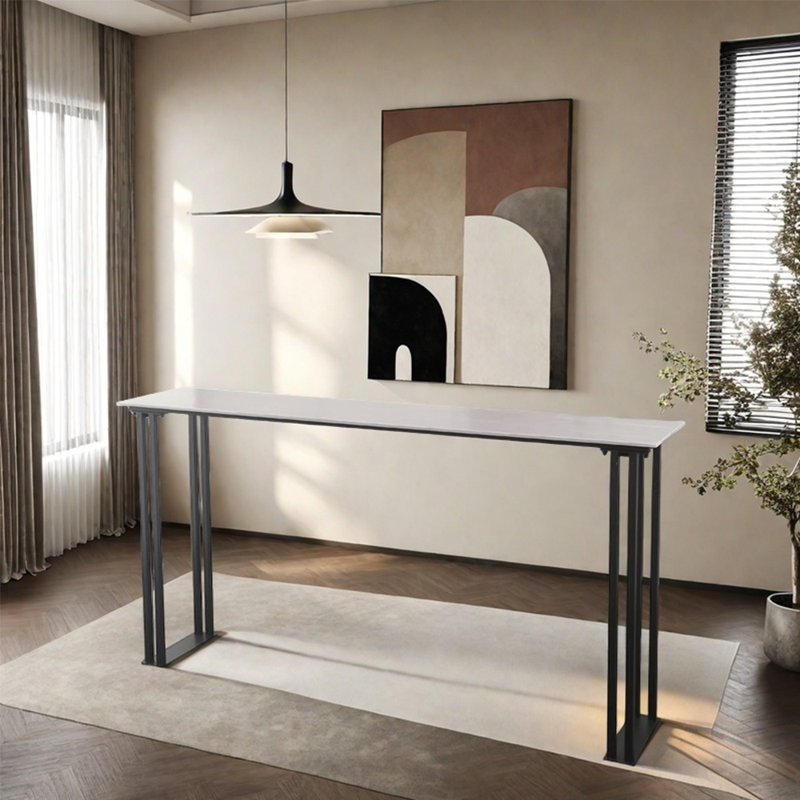 Une table de bar longue et luxueuse, H 41,3 po x L 78,7 po x l 15,7 po, Gris