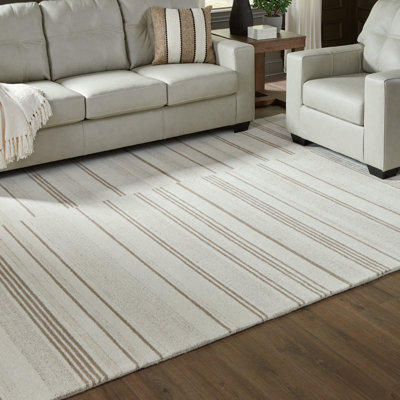 Gadence 7'8" X 10' Area Rug