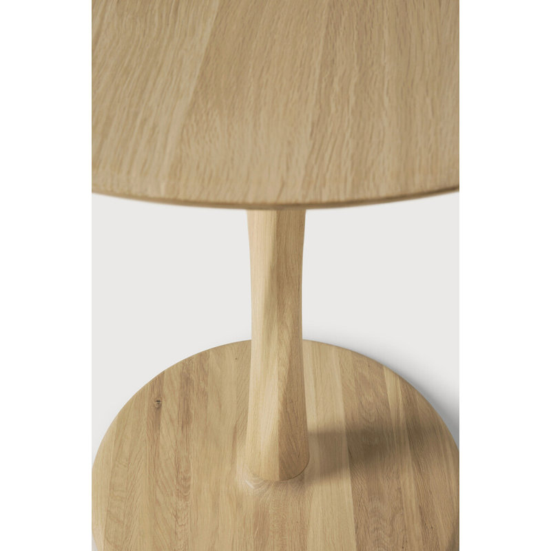 Torsion Round Solid Oak Dining Table, Oak, 30"H x 28"L x 28"W