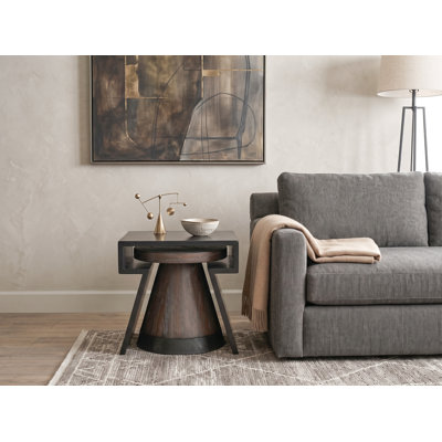 Ensemble de tables d'appoint gigognes modernes avec tabouret rond en bois