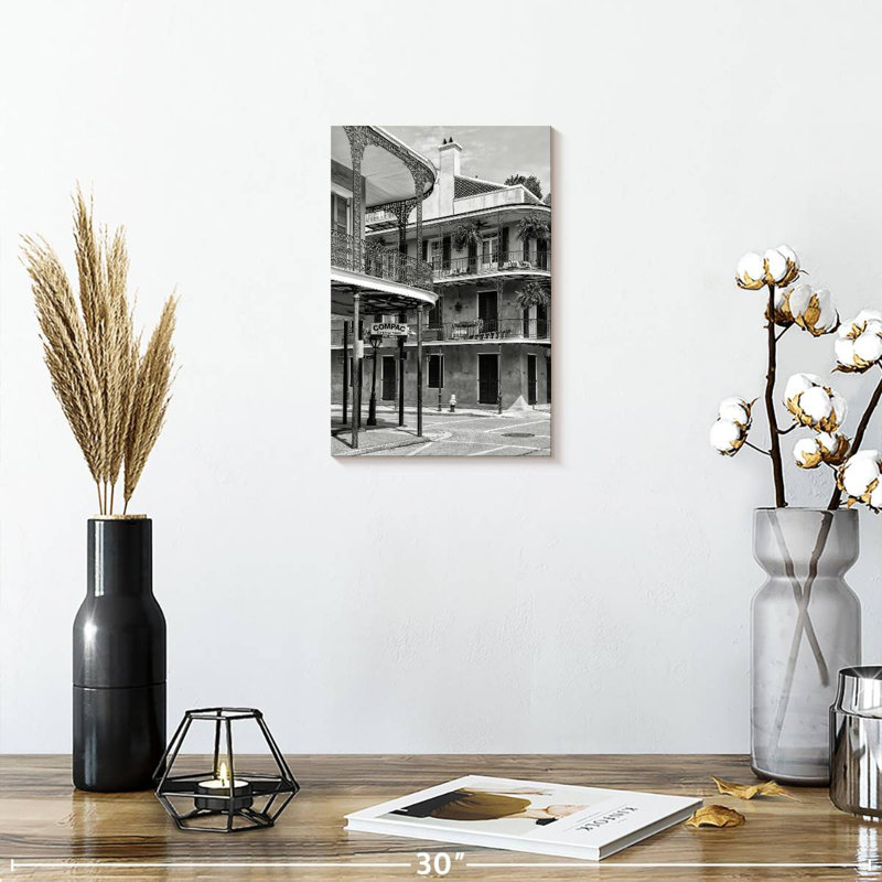 Aime noir NOLA - magasin général, H 12 po x l 8 po