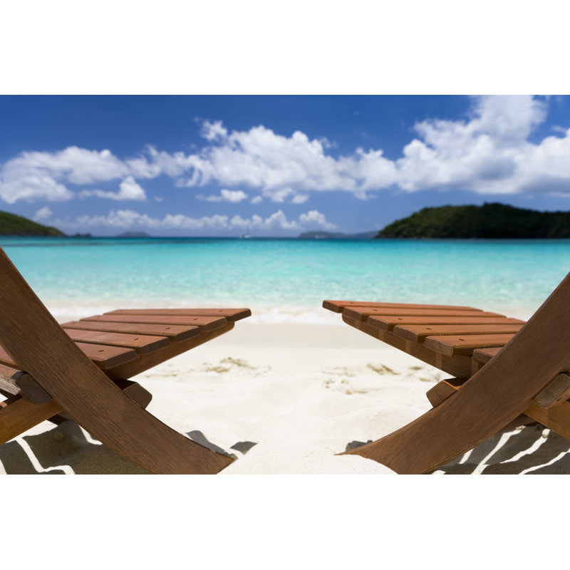 Chaises invitantes sur une magnifique plage dans les Caraïbes par CdWheatley, H 8 po x l 12 po