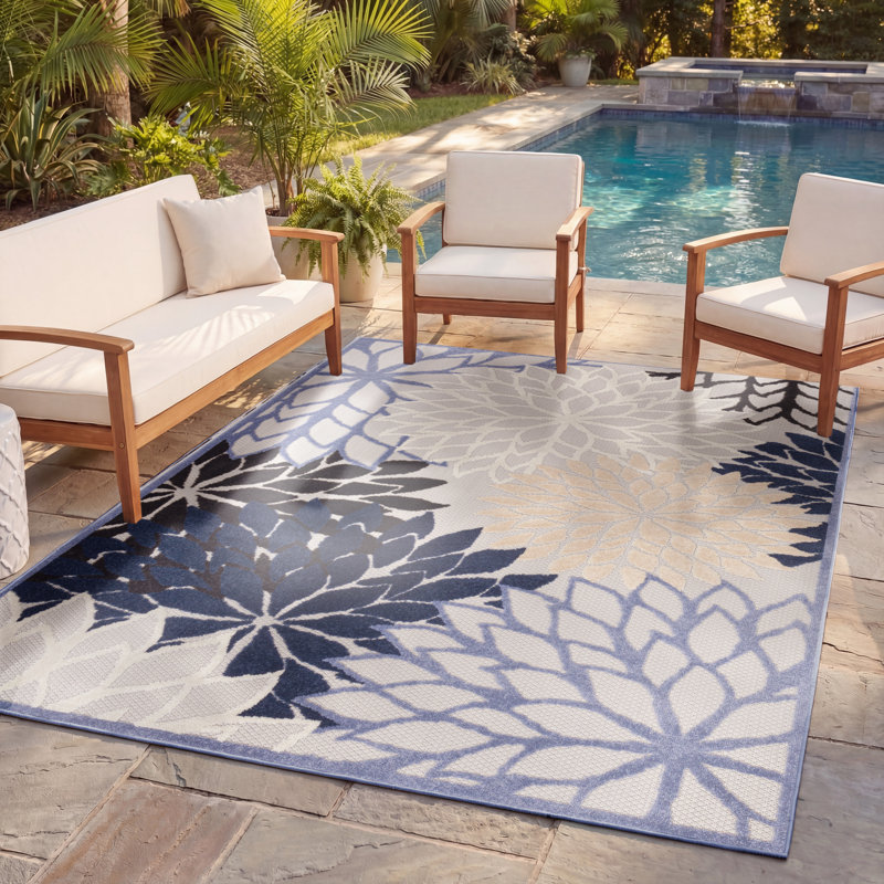 Ciann Floral Blue Multicolor Indoor / Outdoor Area Rug, Rectangle 3'6" x 5'6"