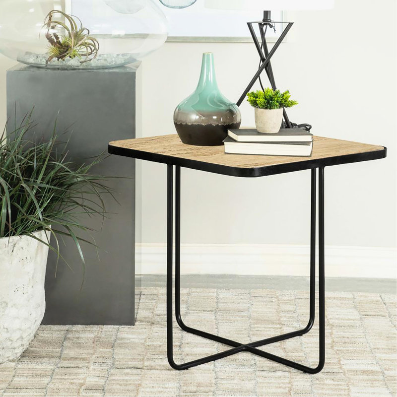 Table d'appoint moderne carrée en pierre avec base noir mat pour un espace stylisé et une surface de 24 pouces