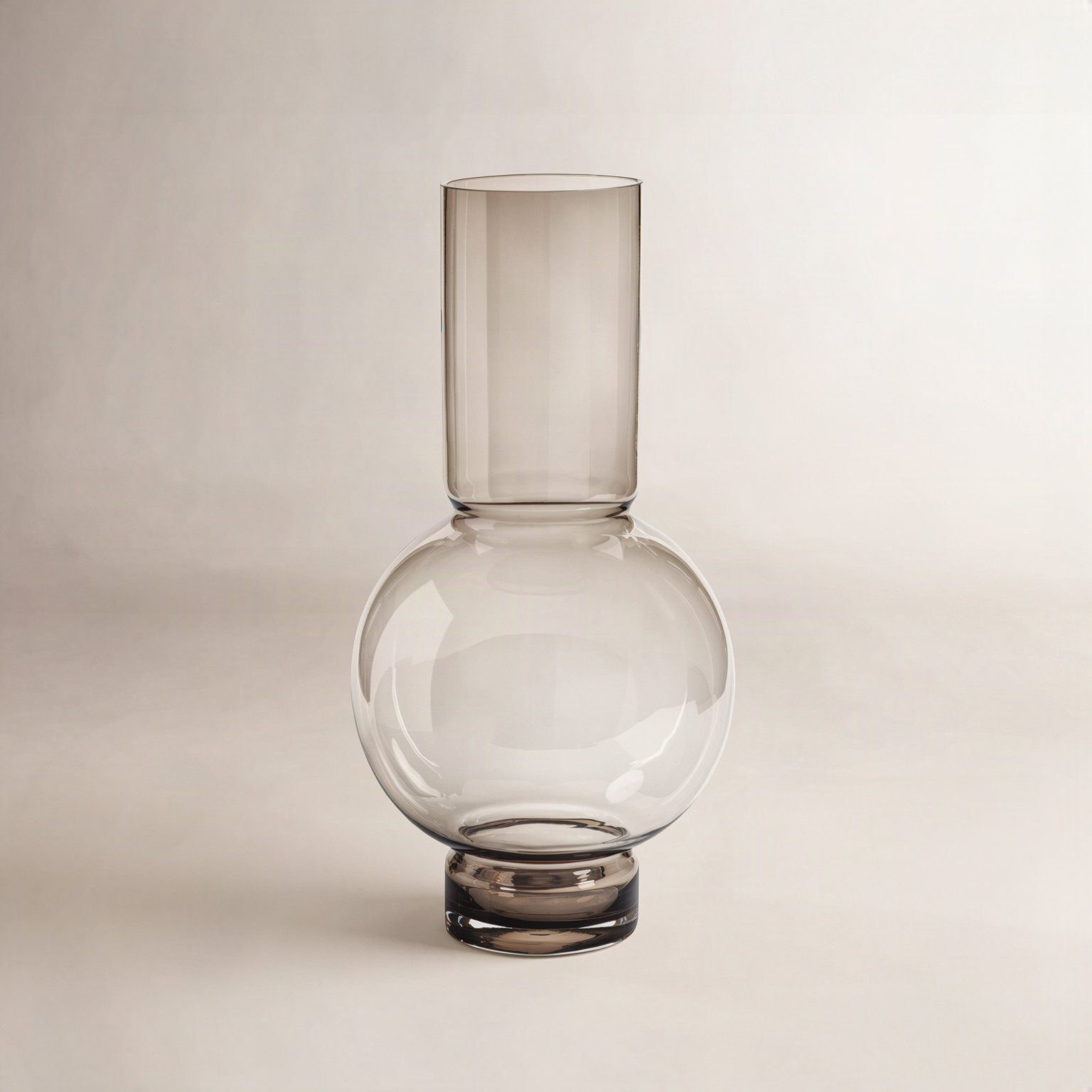 Table Vase, Taupe
