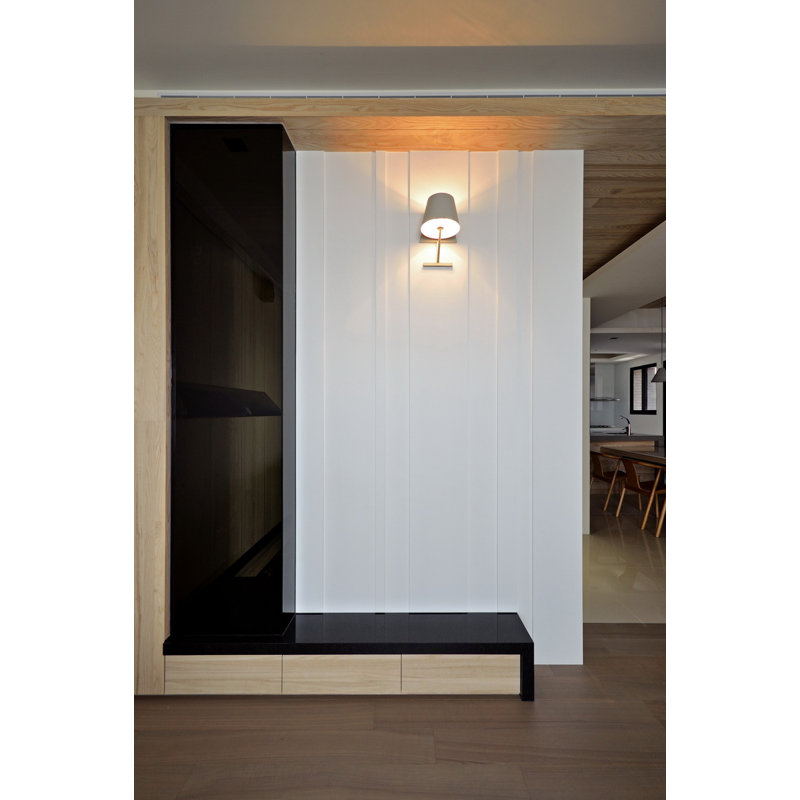 Concom 1 - Light Armed Sconce, Matt White