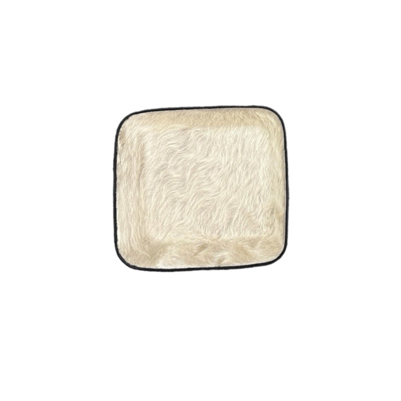 Plateau carré en cuir de vache SOUTH AMERICAN, Beige, H 3 po x l 10 po x P 10 po