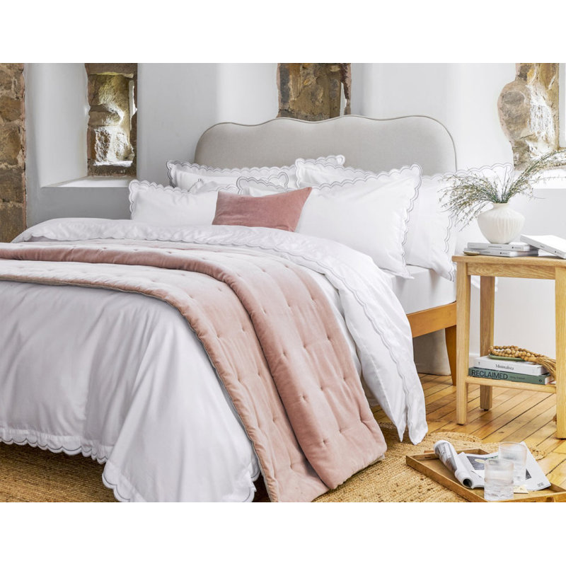 Scallop Edge Duvet Cover Set, Queen Duvet Cover + 2 Standard Pillowcases, Silver/White